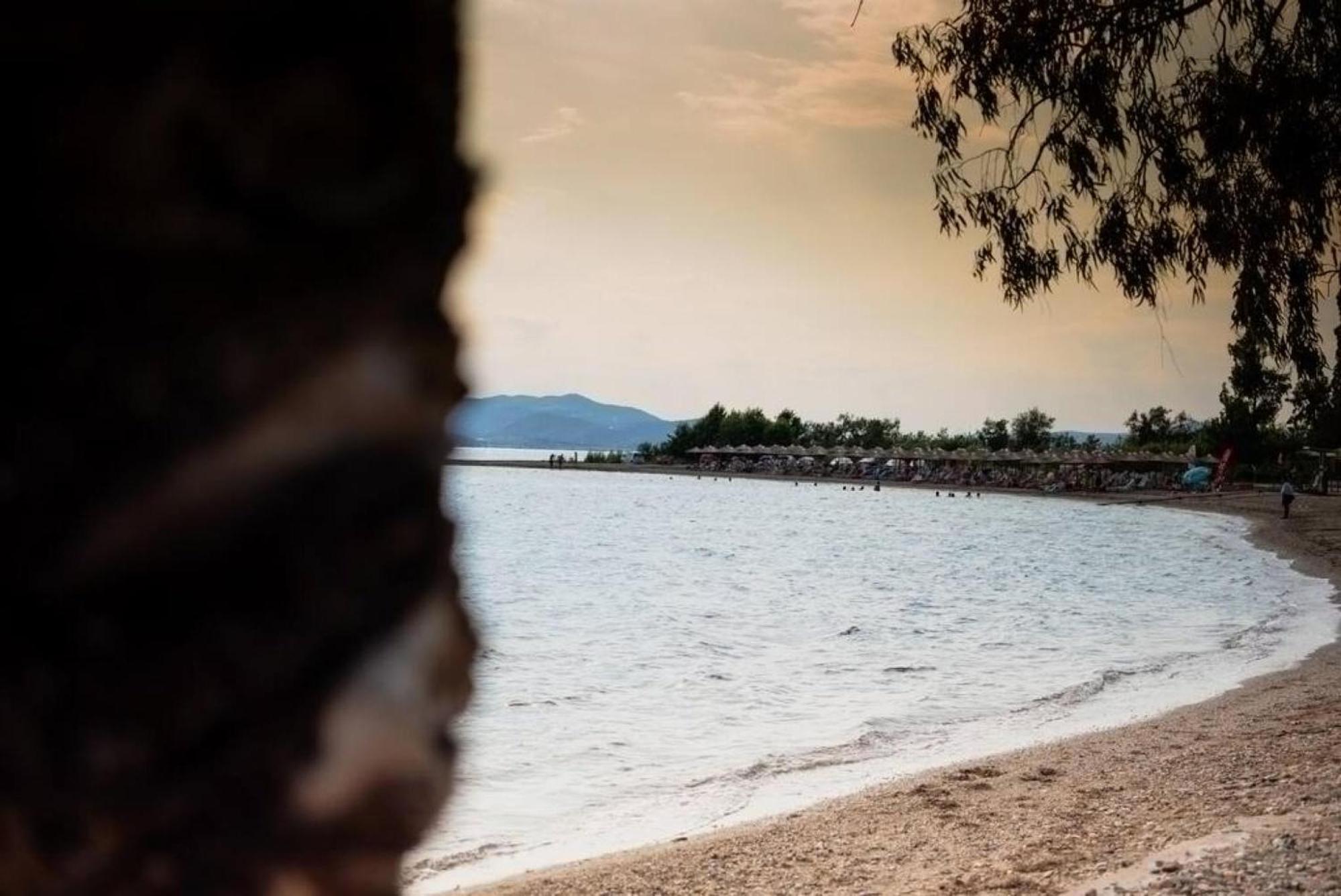 Karnagio Seafront In Agria Villa Káto Lekhónia Eksteriør bilde